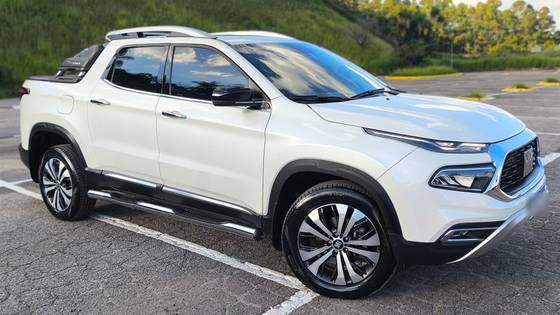 FIAT TORO 1.3 TURBO 270 FLEX VOLCANO AT6